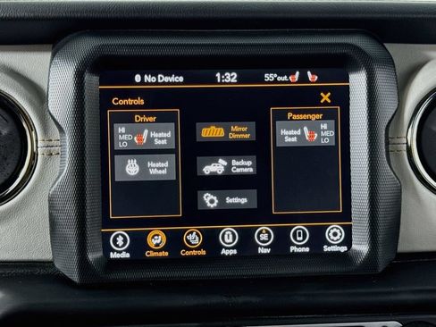 Used 2023 Jeep Wrangler Unlimited Sahara AWD/4WD image 27
