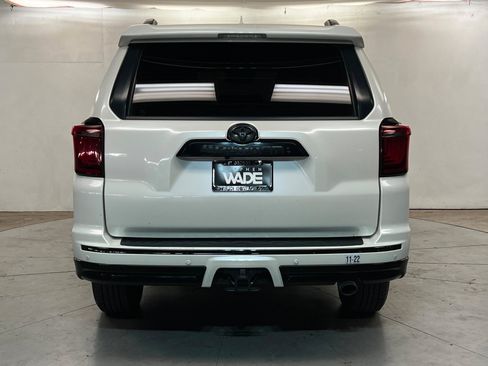Used 2020 Toyota 4Runner Limited AWD/4WD image 5