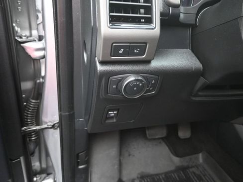 Used 2021 Ford Expedition XLT RWD image 13