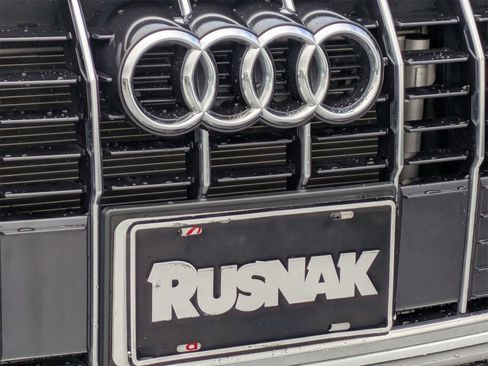 Used 2023 Audi Q3 2.0T Premium w/ Convenience Package image 26