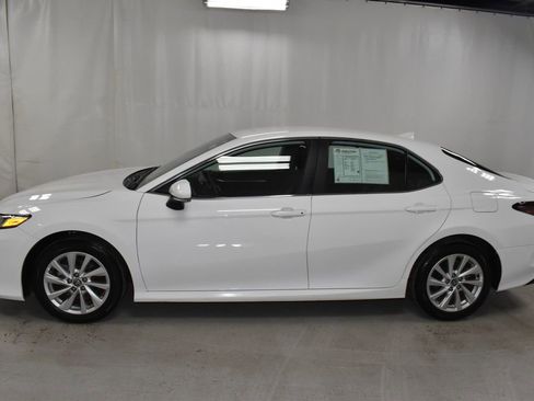 Used 2024 Toyota Camry LE image 8
