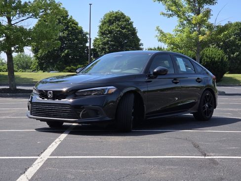 Certified 2024 Honda Civic Sport image 17