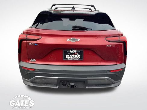 Used 2024 Chevrolet Blazer EV LT AWD/4WD image 9