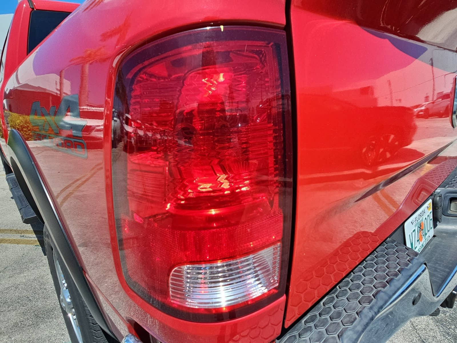 Used 2018 RAM 2500 Tradesman w/ Chrome Appearance Group AWD/4WD image 27