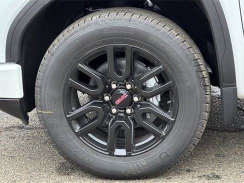 New 2026 GMC Sierra 1500 Elevation image 31