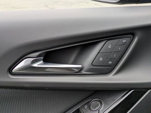 Used 2026 Chevrolet Equinox RS w/ Convenience Package III AWD/4WD image 12