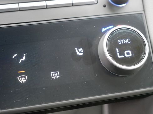 Used 2025 Hyundai Sonata SEL image 32