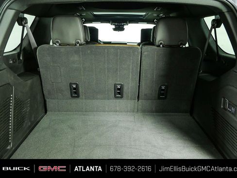 Used 2025 GMC Yukon XL Denali Ultimate w/ LPO, Floor Liner Package AWD/4WD image 34