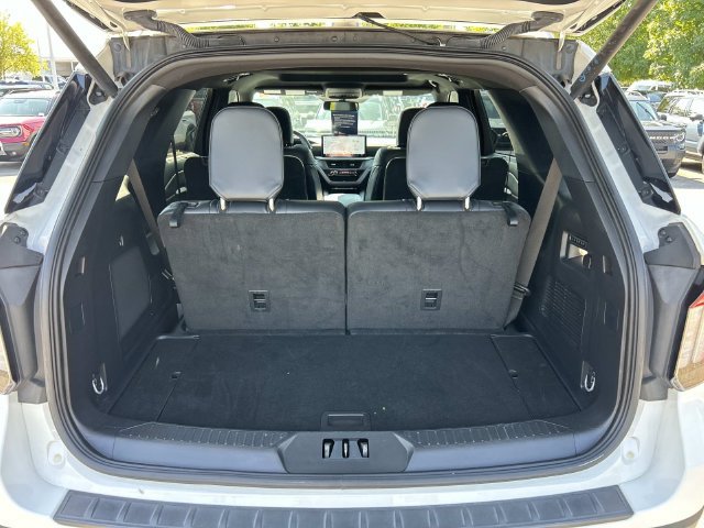 Certified 2025 Ford Explorer ST AWD/4WD image 23