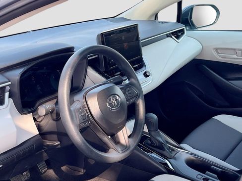 Used 2026 Toyota Corolla LE FWD image 9