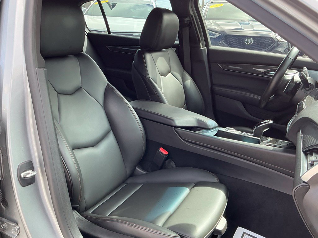 Used 2023 Cadillac CT5 V RWD image 19