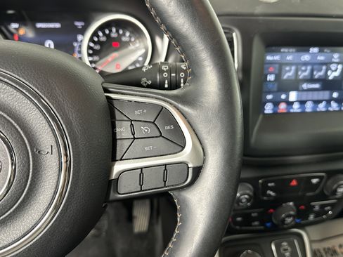 Used 2018 Jeep Compass Latitude w/ Popular Equipment Group image 28