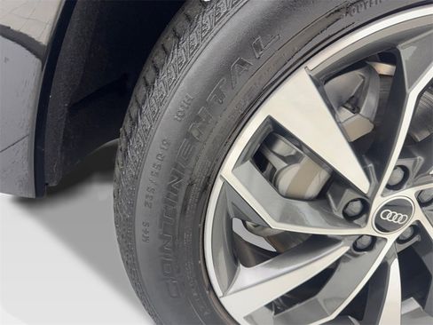 Used 2022 Audi Q5 2.0T Premium w/ Convenience Package image 90