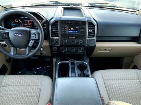 Used 2016 Ford F150 XLT w/ Trailer Tow Package image 13