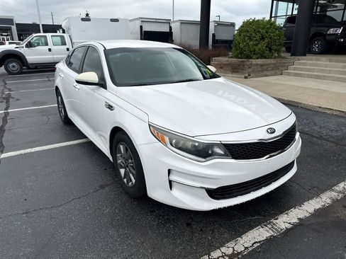 Used 2016 Kia Optima LX FWD image 2