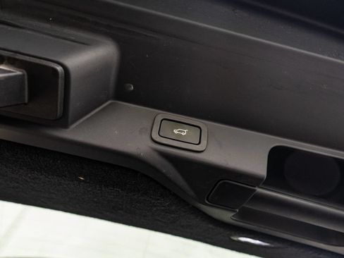 Used 2019 Land Rover Range Rover Sport HSE Dynamic AWD/4WD image 27