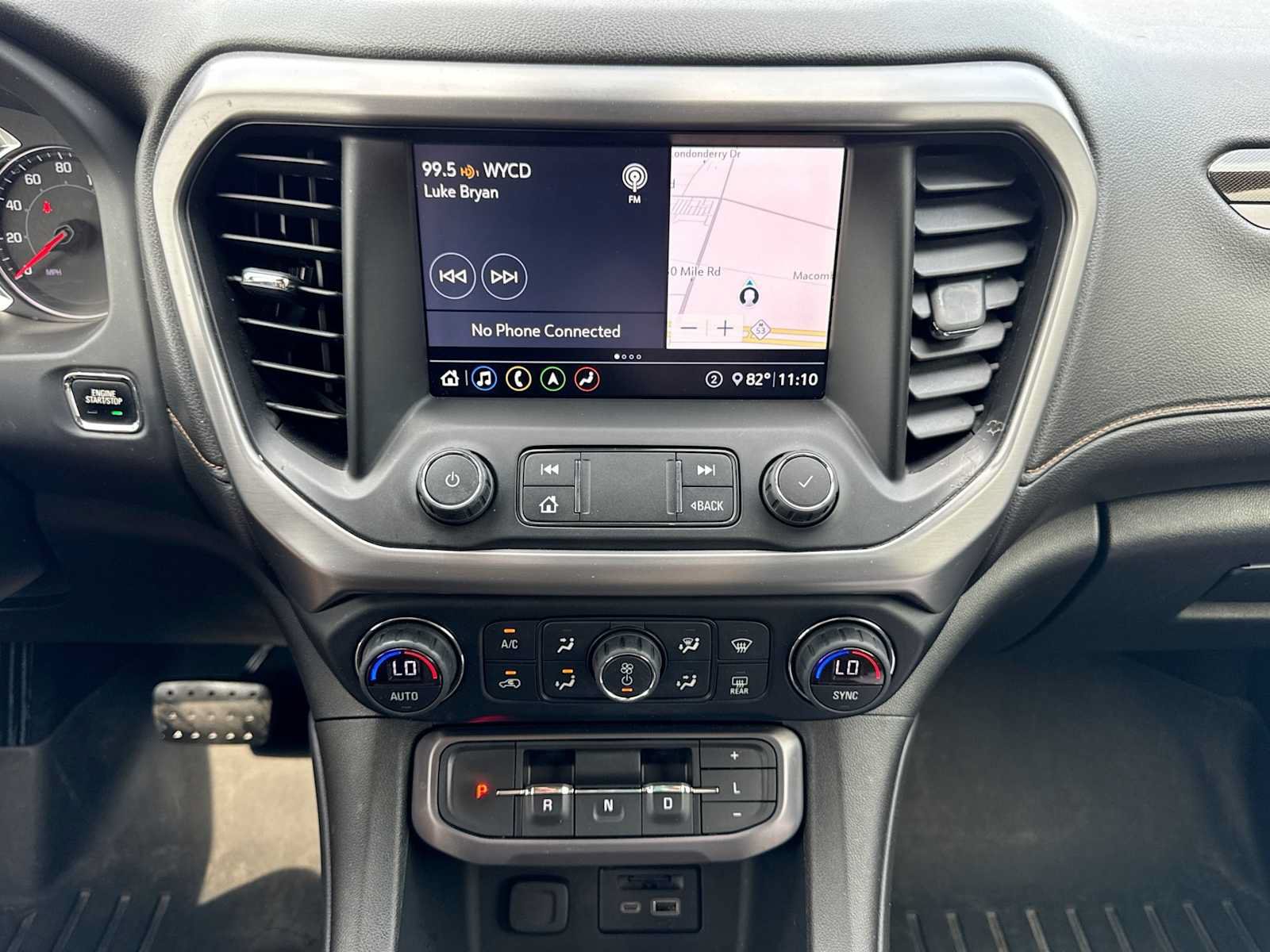 Used 2020 GMC Acadia AT4 w/ Driver Alert Package II AWD/4WD image 30