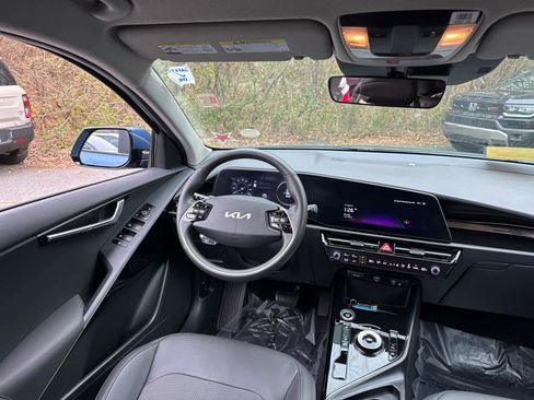 Used 2025 Kia Niro Wind w/ Wind Preserve Package image 29