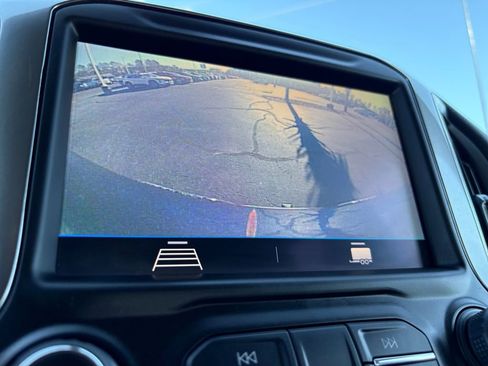 Used 2022 Chevrolet Silverado 1500 LT image 19