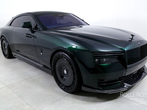 Used 2024 Rolls-Royce Spectre w/ Spectre Launch Package image 6