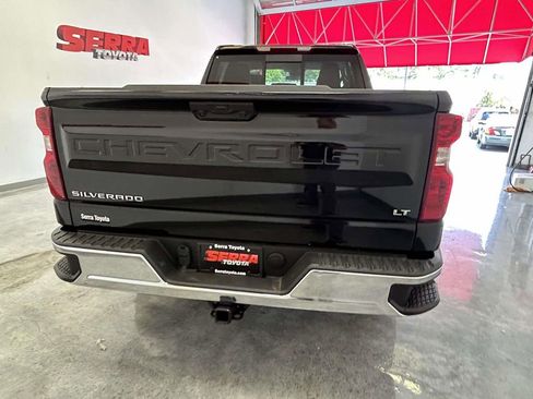 Used 2025 Chevrolet Silverado 1500 LT w/ Leather Package RWD image 4