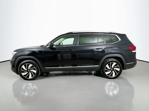 Used 2024 Volkswagen Atlas SEL AWD/4WD image 8