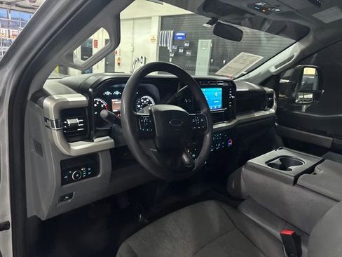 Used 2024 Ford F250 XL w/ STX Appearance Package AWD/4WD image 11