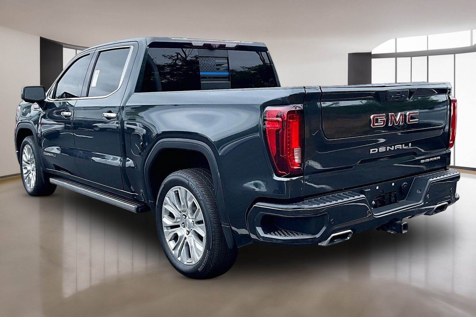 Used 2021 GMC Sierra 1500 Denali w/ Denali Ultimate Package AWD/4WD image 5