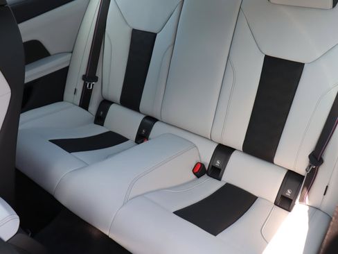 Used 2024 BMW M4 Coupe w/ M Driver's Package image 15