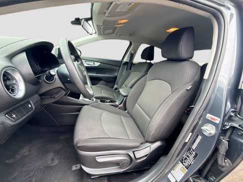 Used 2023 Kia Forte Sedan FWD image 23