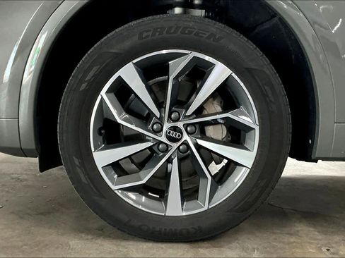Used 2023 Audi Q5 2.0T Premium Plus w/ Premium Plus Package image 12
