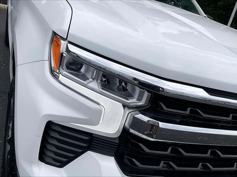 Used 2023 Chevrolet Silverado 1500 LT AWD/4WD image 26