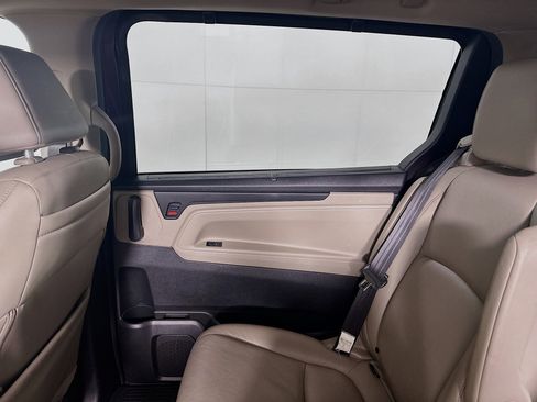 Used 2018 Honda Odyssey Touring image 26