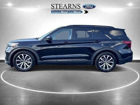 Used 2022 Ford Explorer ST AWD/4WD image 3