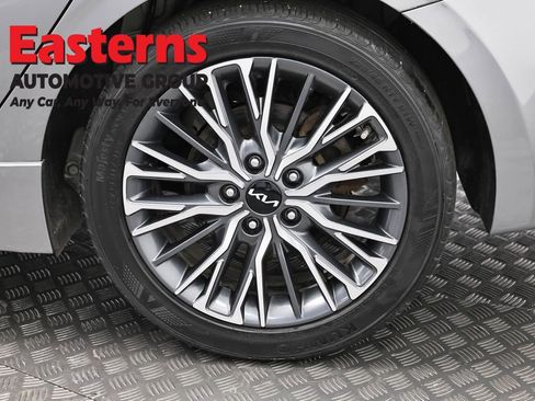 Used 2022 Kia Forte GT-Line w/ GT-Line Premium Package image 34