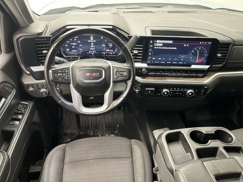 Used 2024 GMC Sierra 1500 SLE w/ X31 Off-Road Package image 13