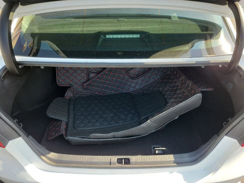 Used 2023 Toyota Camry SE image 10