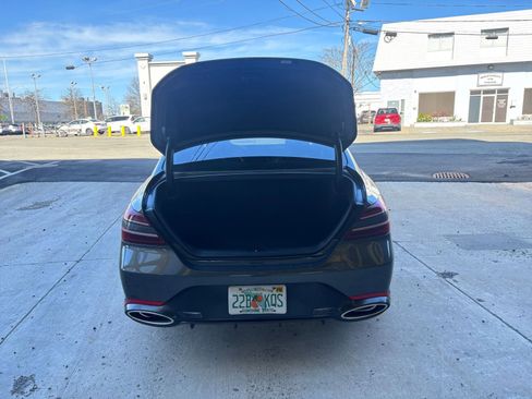 Used 2025 Genesis G70 2.5T RWD image 31