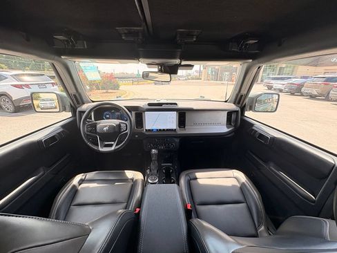 Used 2025 Ford Bronco Outer Banks AWD/4WD image 28