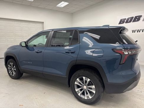 New 2026 Chevrolet Equinox LT w/ Convenience Package II image 7