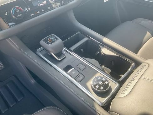 New 2026 Nissan Pathfinder SL AWD/4WD image 27