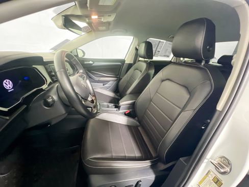 Used 2023 Volkswagen Jetta SE FWD image 14