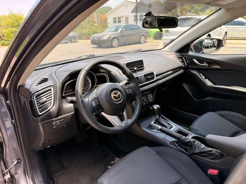 Used 2014 MAZDA MAZDA3 i Touring FWD image 17