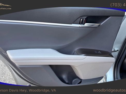 Used 2022 Toyota Camry LE image 22