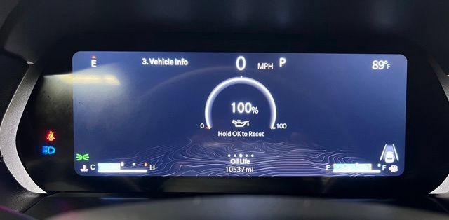 Used 2025 Jeep Grand Cherokee L Altitude RWD image 13