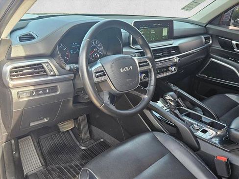 Used 2022 Kia Telluride S FWD image 10