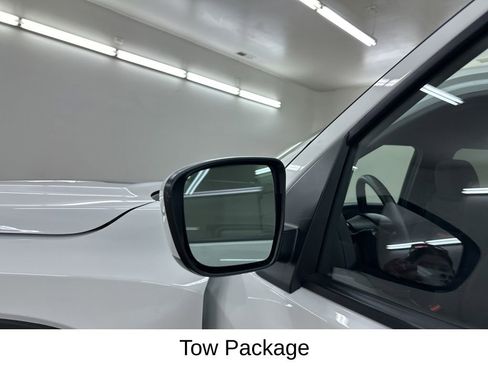 Used 2023 Nissan Frontier PRO-4X w/ Tow Package AWD/4WD image 18