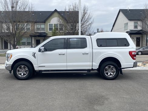 Used 2021 Ford F150 Lariat image 3