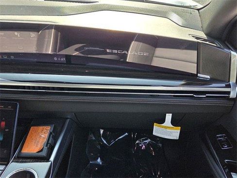 New 2026 Cadillac Escalade Luxury image 19