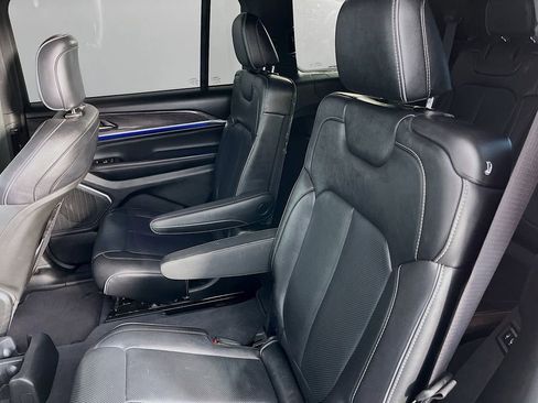 Used 2023 Jeep Grand Cherokee L Overland w/ MOPAR Finishing Package AWD/4WD image 31
